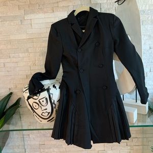 Pretty little Thing suit dress